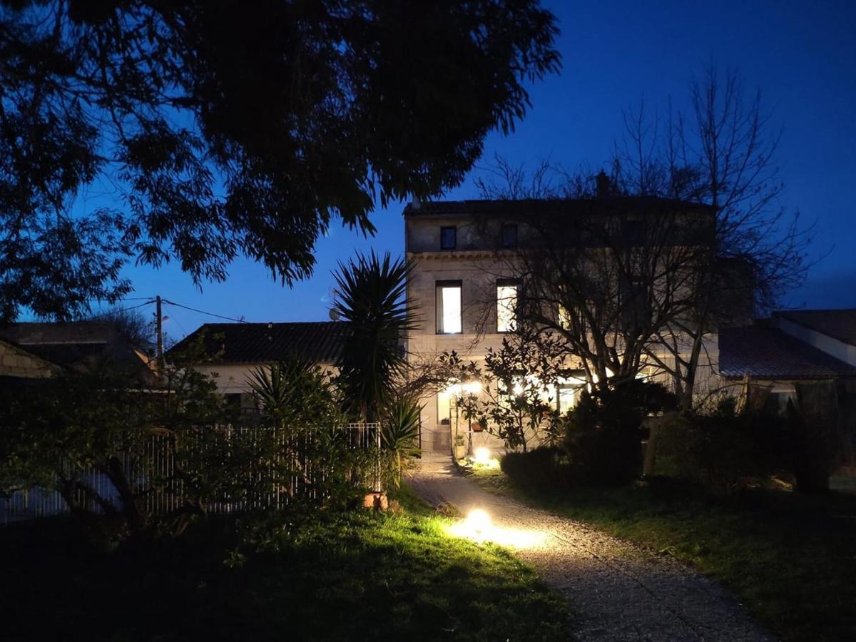 Le Coeur Des Vignes Hotel Pauillac Exterior foto